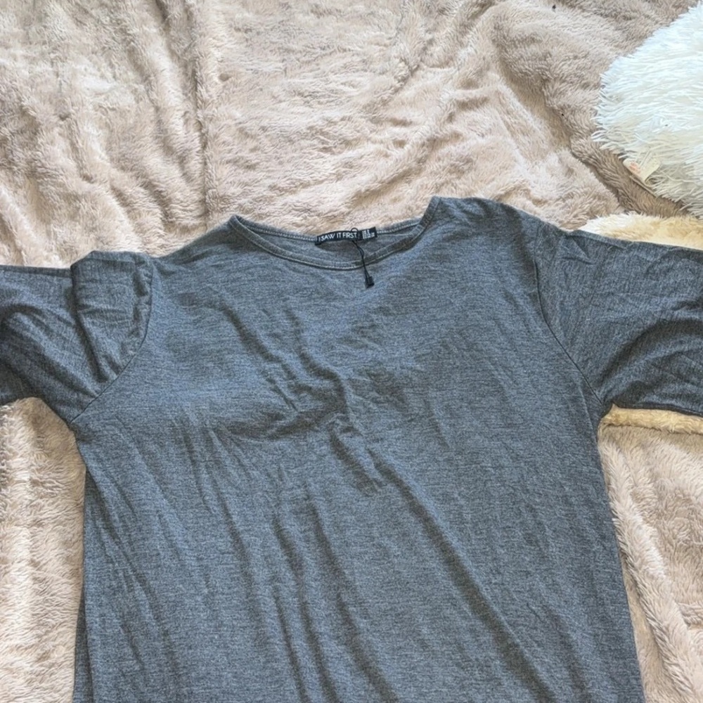 Gray Short Sleeve Top